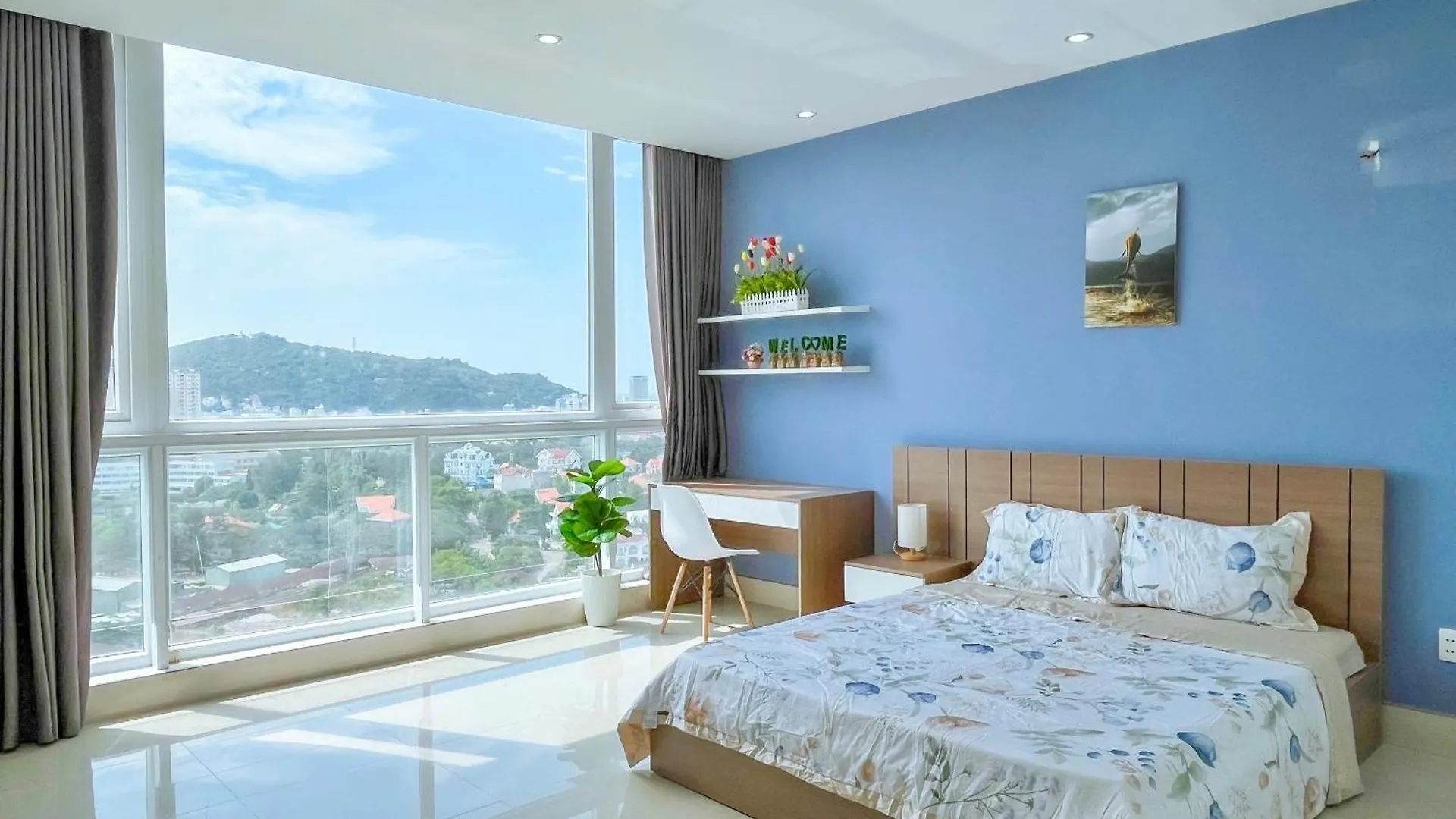 Daire Can Ho Oasky,3 Phong View Dep Nhin Ra Bien,Nui Va Ho Bau Sen Vung Tau Vietnam